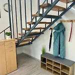 Johanna Balatoni Haz 度假居 *