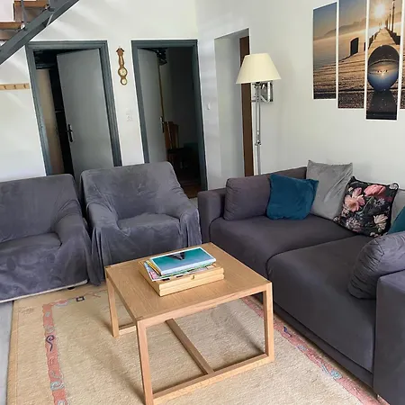 Johanna Balatoni Haz Tatil Evi