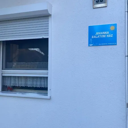 Johanna Balatoni Haz Balatonfenyves